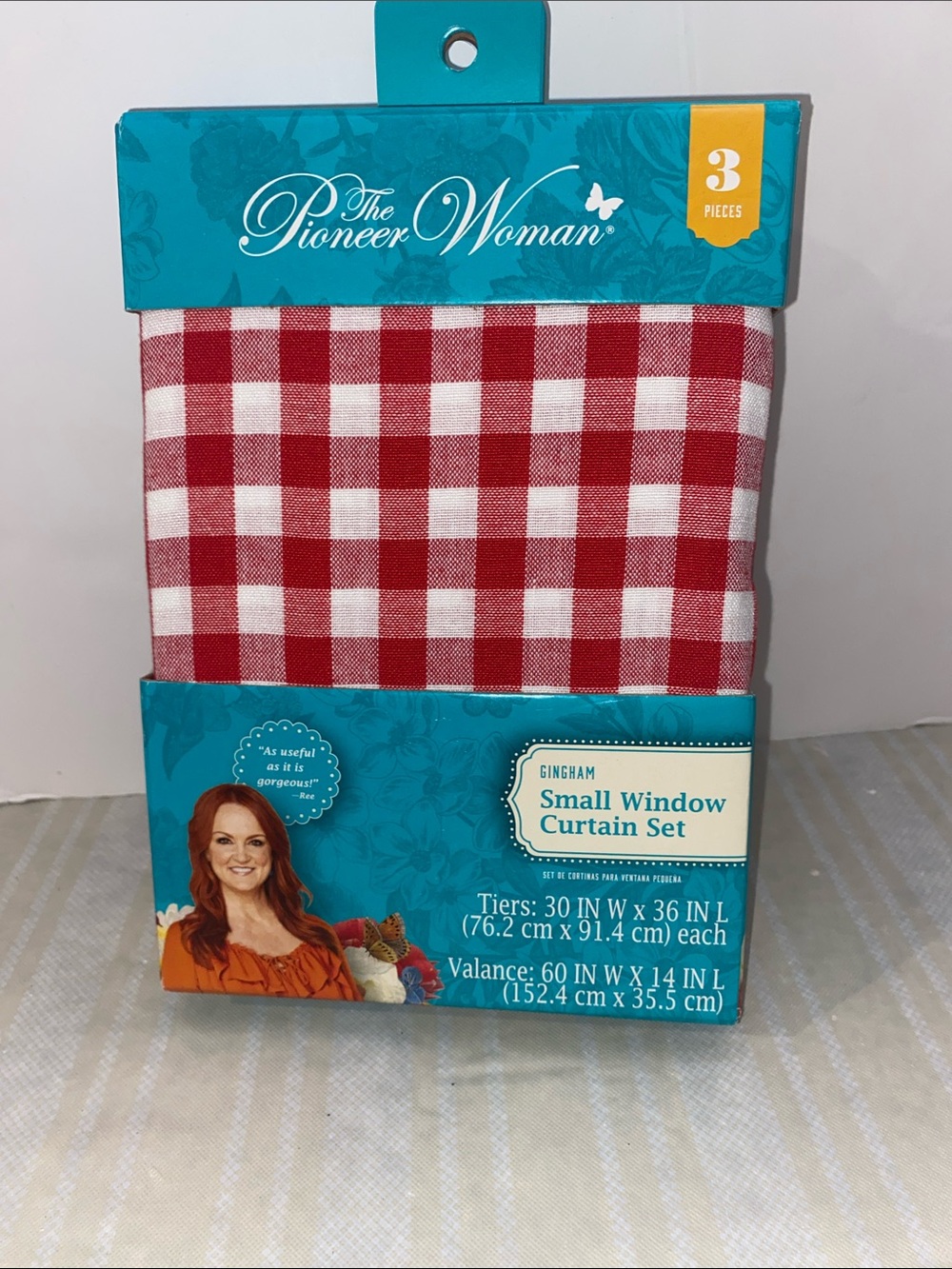 The Pioneer Woman Red & White Gingham Window Curtain Set